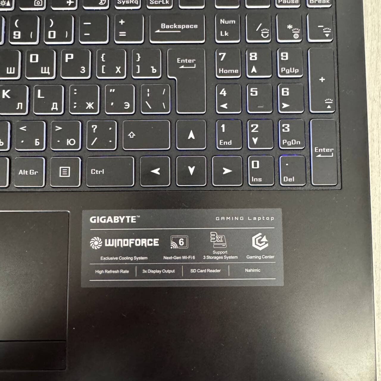 Ігровий ноутбук Б-клас Gigabyte G5 KC / 15.6" (1920x1080) IPS / Intel Core i5-10500H (6 (12) ядер по 2.5 - 4.5 GHz) / 16 GB DDR4 / 512 GB SSD NVMe / nVidia GeForce RTX 3060, 6 GB GDDR6, 192-bit / WebCam - Зображення 10