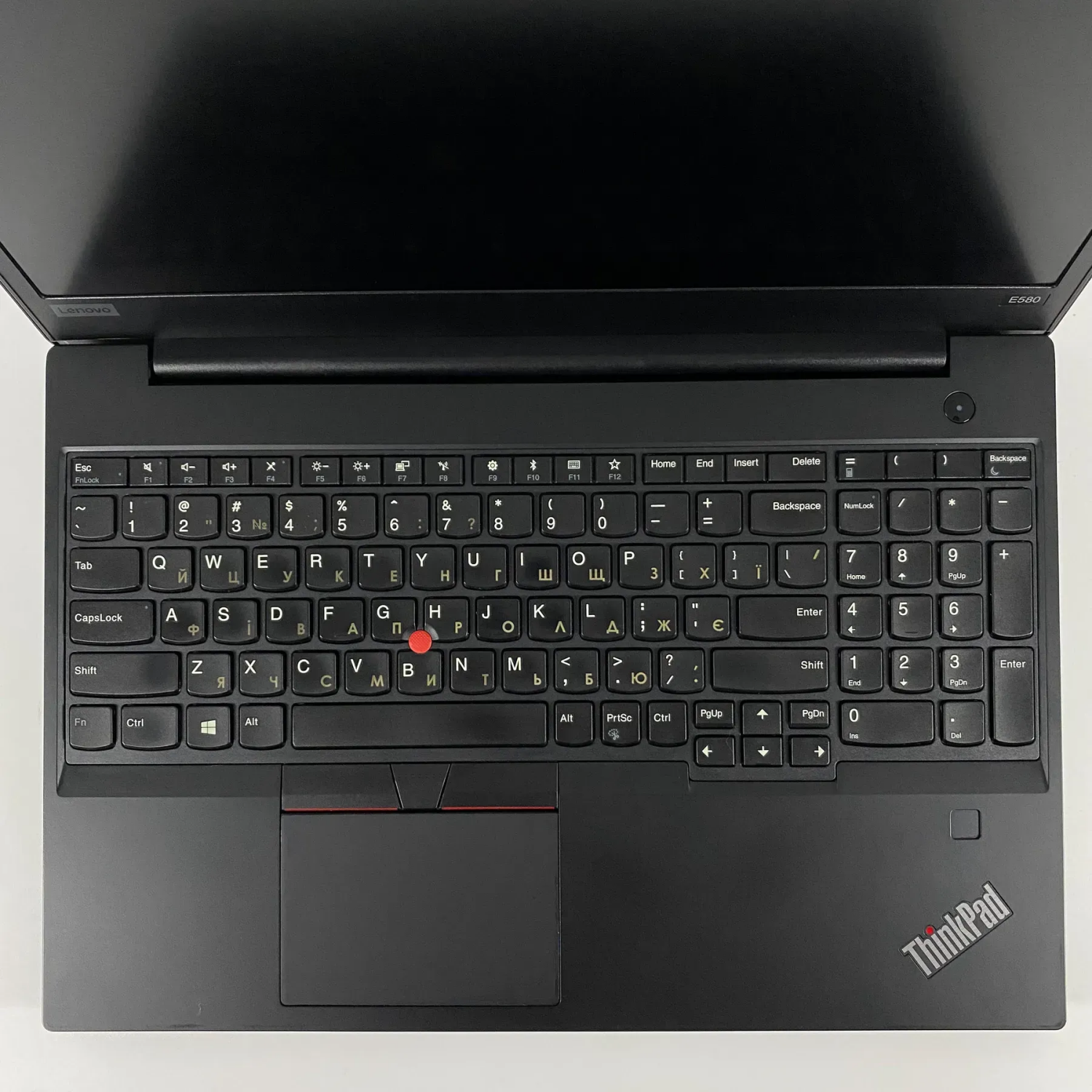 Ноутбук Lenovo ThinkPad E580 / 15.6" (1920x1080) IPS / Intel Core i5-8250U (4 (8) ядра по 1.6 - 3.4 GHz) / 16 GB DDR4 / 256 GB SSD / Intel HD Graphics 620 / WebCam / TouchID - Зображення 3
