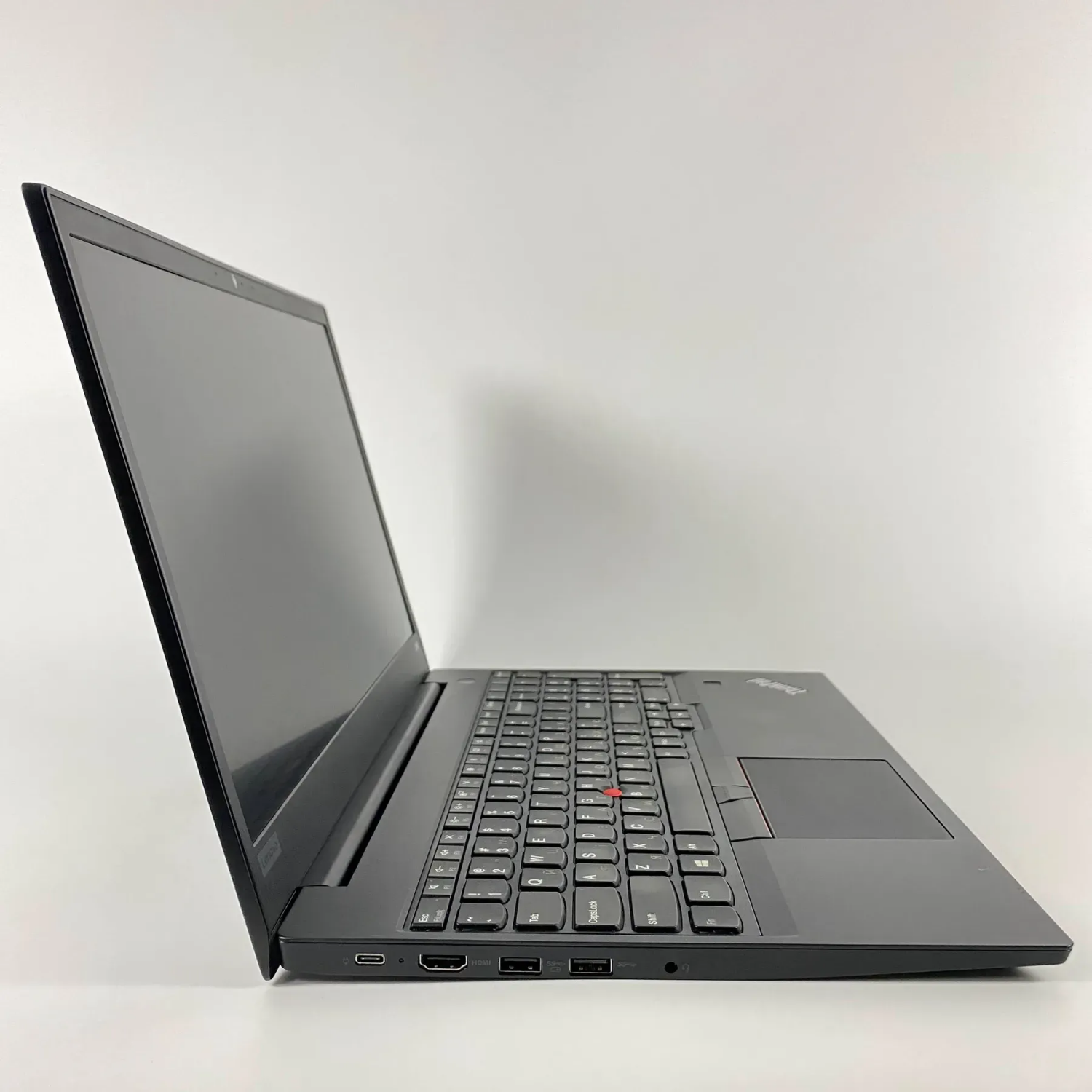 Ноутбук Lenovo ThinkPad E580 / 15.6" (1920x1080) IPS / Intel Core i5-8250U (4 (8) ядра по 1.6 - 3.4 GHz) / 16 GB DDR4 / 256 GB SSD / Intel HD Graphics 620 / WebCam / TouchID - Зображення 4
