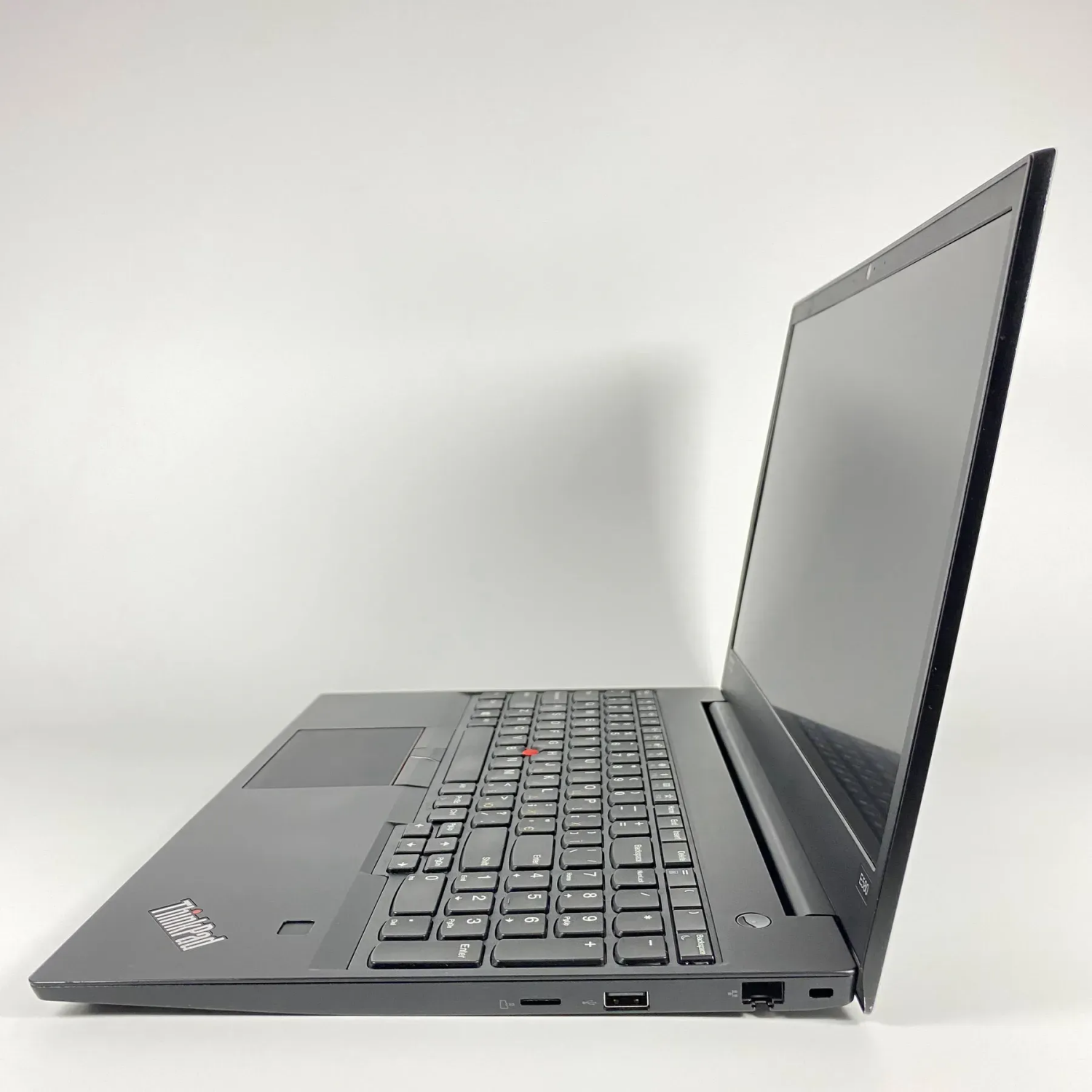 Ноутбук Lenovo ThinkPad E580 / 15.6" (1920x1080) IPS / Intel Core i5-8250U (4 (8) ядра по 1.6 - 3.4 GHz) / 16 GB DDR4 / 256 GB SSD / Intel HD Graphics 620 / WebCam / TouchID - Зображення 5