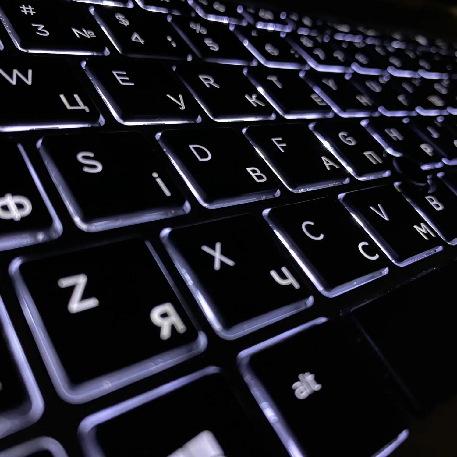 Ультрабук Б-клас HP EliteBook 840 G5 / 14" (1920x1080) IPS / Intel Core i5-8350U (4 (8) ядра по 1.7 - 3.6 GHz) / 16 GB DDR4 / 256 GB SSD / Intel UHD Graphics 620 / WebCam / TouchID - Зображення 6