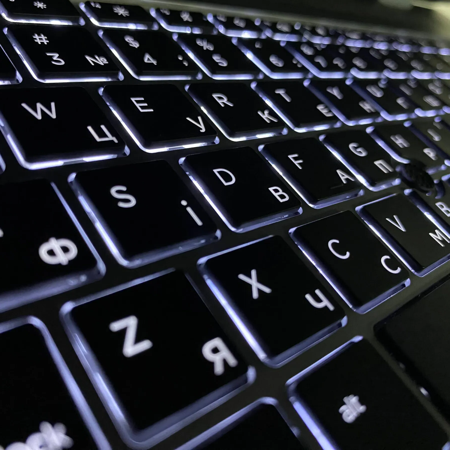 Ультрабук Б-клас HP ProBook 640 G5 / 14" (1920x1080) IPS / Intel Core i5-8365U (4 (8) ядра по 1.6 - 4.1 GHz) / 16 GB DDR4 / 256 GB SSD / Intel UHD Graphics / WebCam / TouchID - Зображення 7