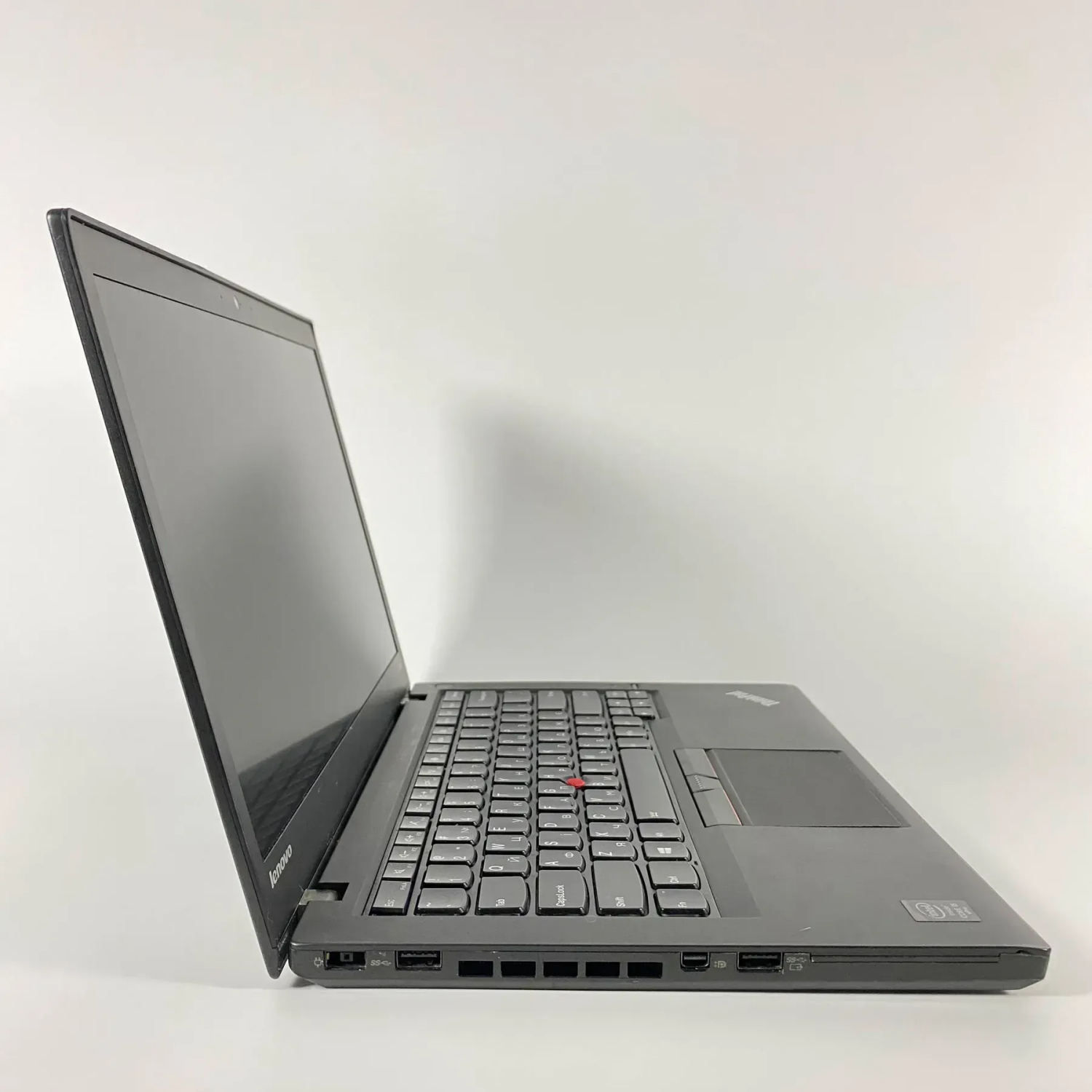 Ультрабук Б-клас Lenovo ThinkPad T450s / 14" (1366x768) TN / Intel Core i5-5300U (2 (4) ядра по 2.3 - 2.9 GHz) / 12 GB DDR3 / 256 GB SSD / Intel HD Graphics 5500 / WebCam / SIM - Зображення 4