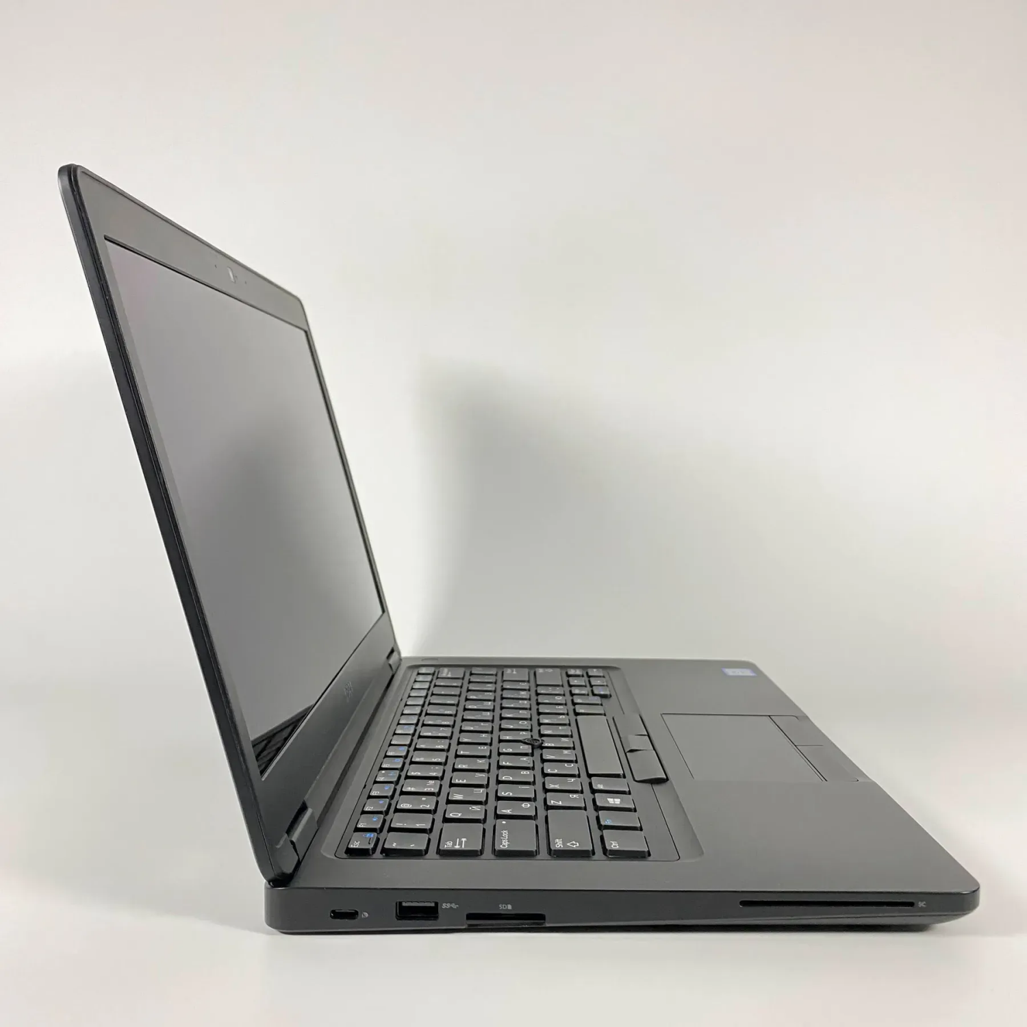 Ультрабук Dell Latitude 5490 / 14" (1920x1080) IPS Touch / Intel Core i5-8250U (4 (8) ядра по 1.6 - 3.4 GHz) / 16 GB DDR4 / 256 GB SSD / Intel UHD Graphics 620 / WebCam / HDMI - Зображення 4