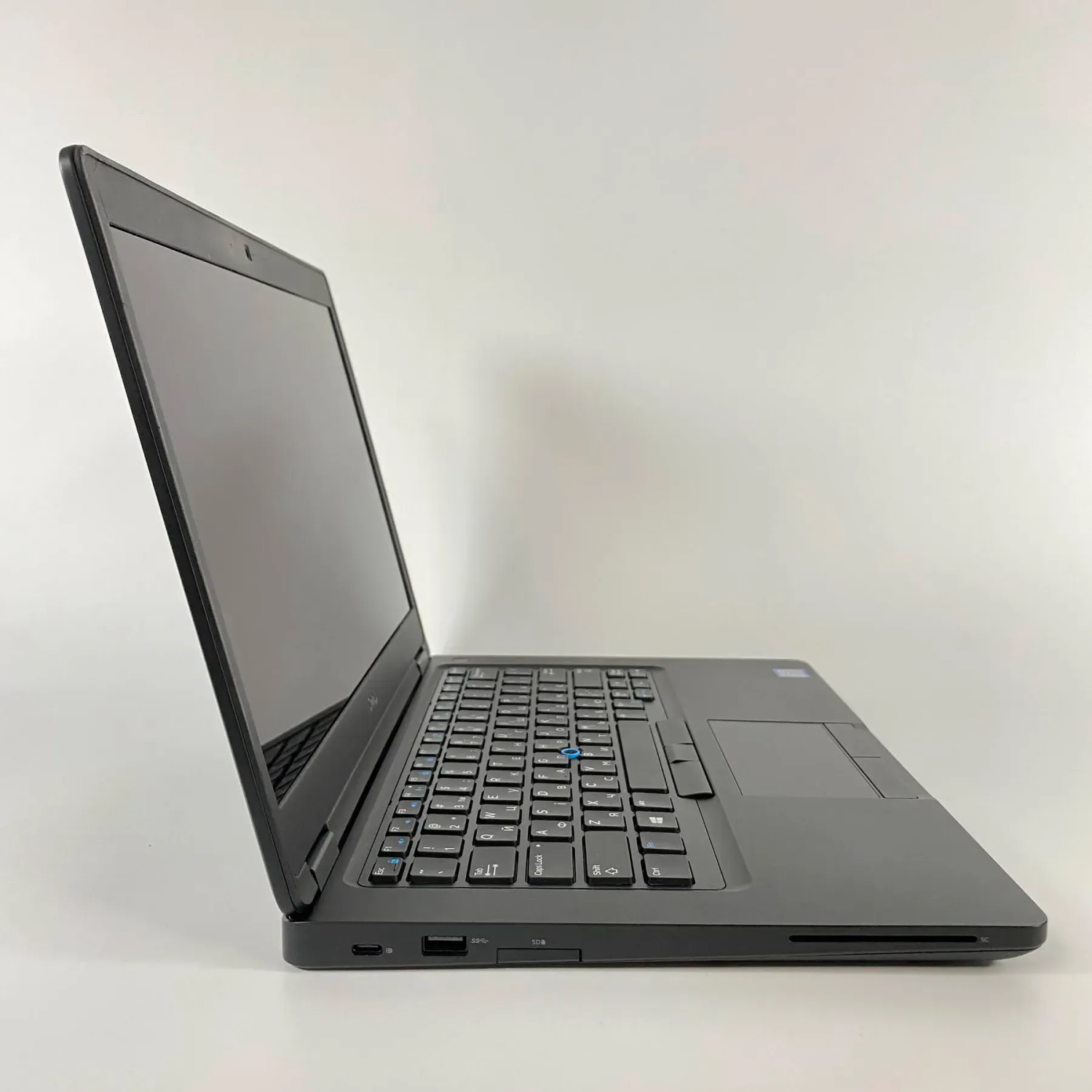 Ультрабук Dell Latitude 5490 / 14" (1920x1080) IPS Touch / Intel Core i5-8250U (4 (8) ядра по 1.6 - 3.4 GHz) / 16 GB DDR4 / 256 GB SSD / Intel UHD Graphics 620 / WebCam / HDMI - Зображення 11