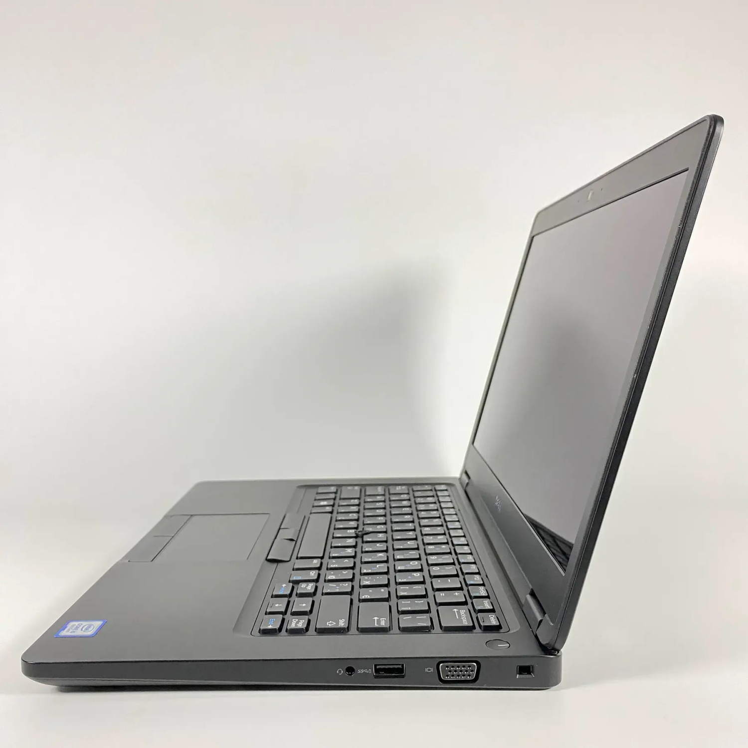 Ультрабук Dell Latitude 5490 / 14" (1920x1080) IPS Touch / Intel Core i5-8250U (4 (8) ядра по 1.6 - 3.4 GHz) / 16 GB DDR4 / 256 GB SSD / Intel UHD Graphics 620 / WebCam / HDMI - Зображення 5