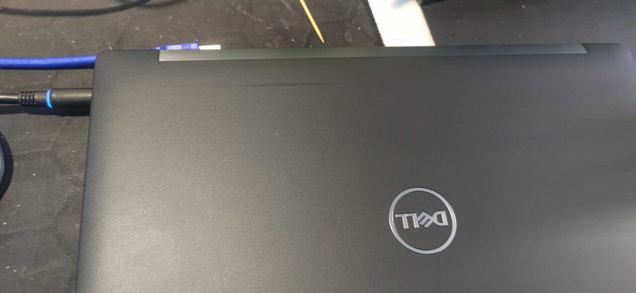 Ультрабук Dell Latitude 7490 / 14" (1920x1080) IPS / Intel Core i5-8350U (4 (8) ядра по 1.7 - 3.6 GHz) / 8 GB DDR4 / 120 GB SSD / Intel UHD Graphics 620 / NoWebCam - Зображення 6