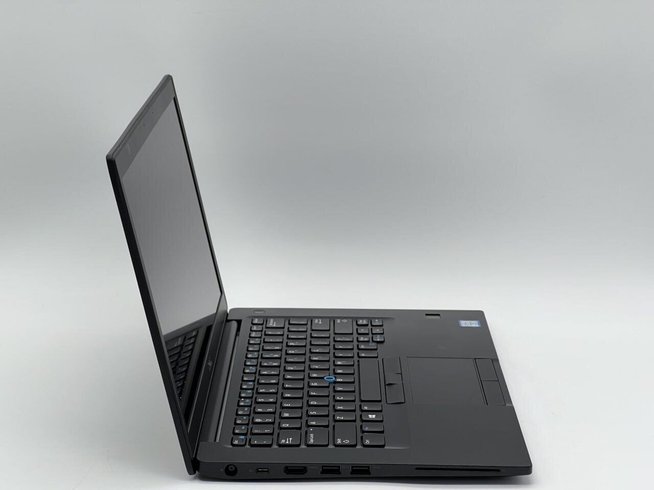 Ультрабук Dell Latitude 7490 / 14" (1920x1080) IPS / Intel Core i5-8350U (4 (8) ядра по 1.7 - 3.6 GHz) / 8 GB DDR4 / 120 GB SSD / Intel UHD Graphics 620 / NoWebCam - Зображення 3